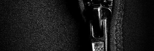 YKK, Zamek