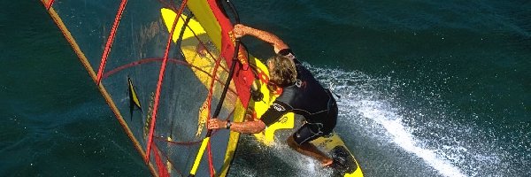 żółta deska, Windsurfing