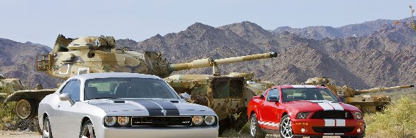 Czołg, Mustang, Dodge Challenger