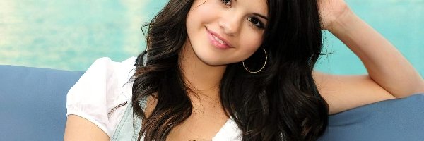 Uśmiech, Selena Gomez