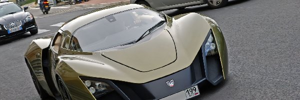 Rosja, Ulica, Marussia B2