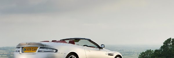 Aston Martin DBS Volante, Układ, Wydechowy