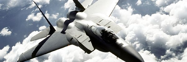 Chmury, F15