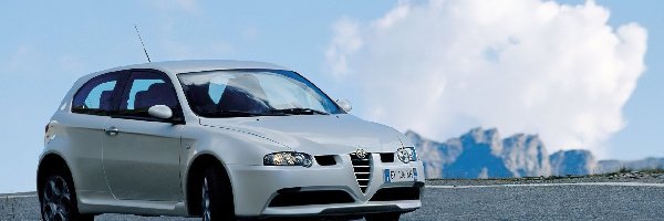 Chmury, Ulica, Alfa Romeo 147