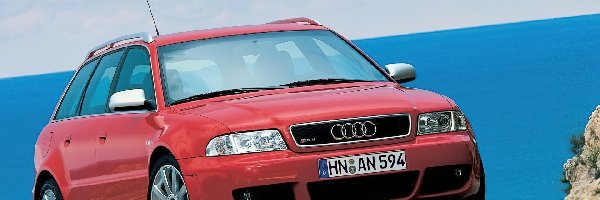 Avant, Audi RS4, Czerwone