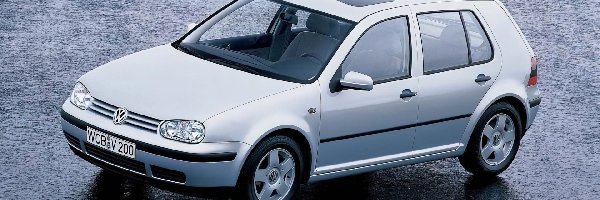 Volkswagen Golf 4