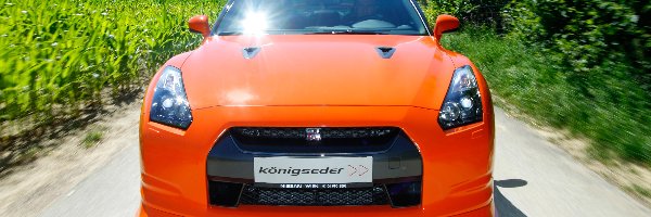 Maska, Nissan GT-R Konigseder