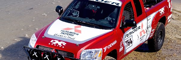 Mitsubishi Baja Raider