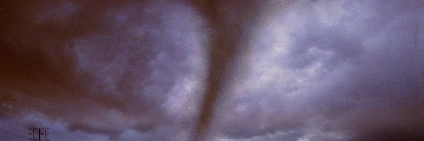 Droga, Pole, Tornado