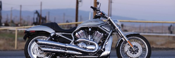 Harley Davidson V-Rod, Srebrny