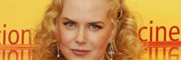 Kokardka, Twarz Nicole Kidman